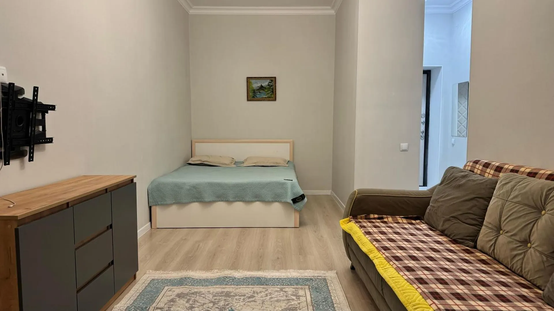 Flat in the center of the city Taldykol